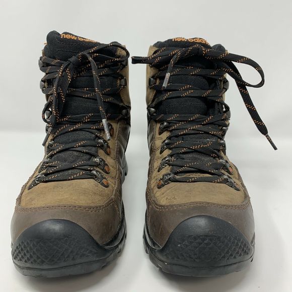 hiking boots gore tex vibram